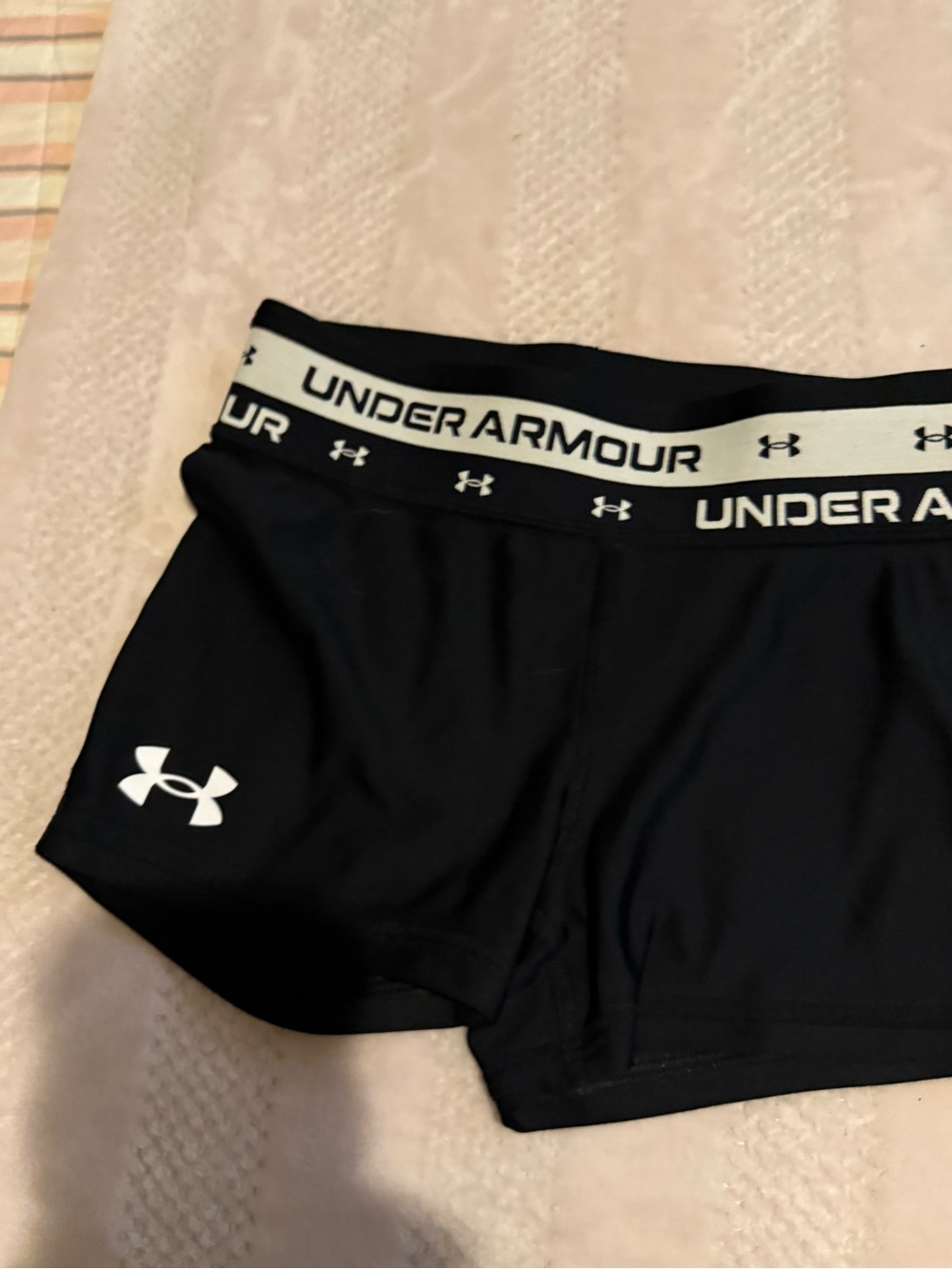 Under Armour Black HeatGear Women's Athletic Compression Shorts